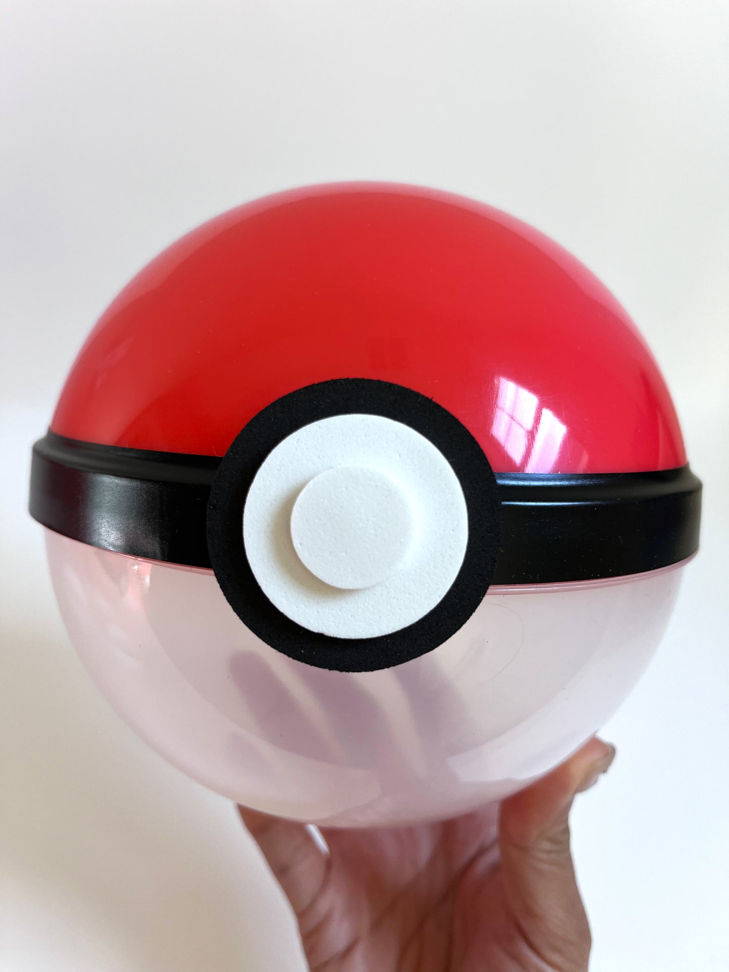 Pokemon Pokeball Party Favor - Set of 12